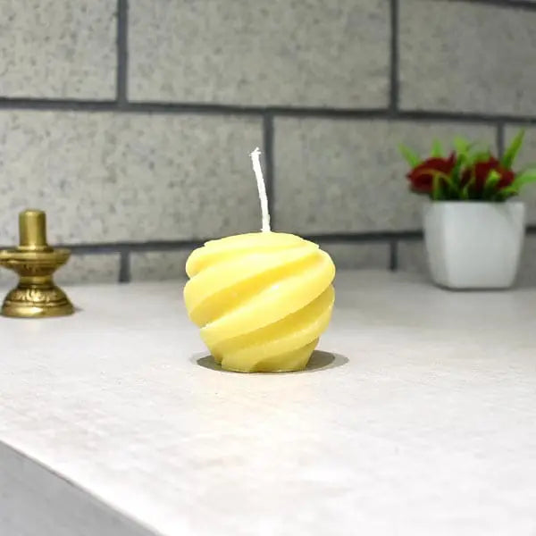 Spiral Ball Candle